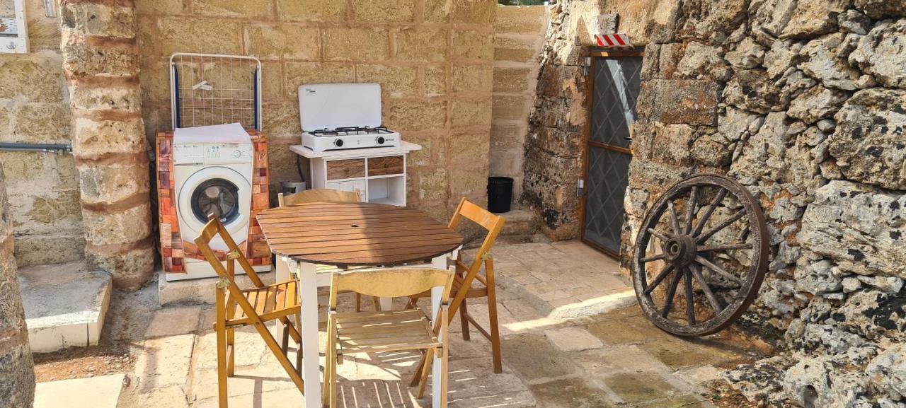 Baia Di Gallipoli Trullo Dimora Di Pietra Gallipoli מראה חיצוני תמונה
